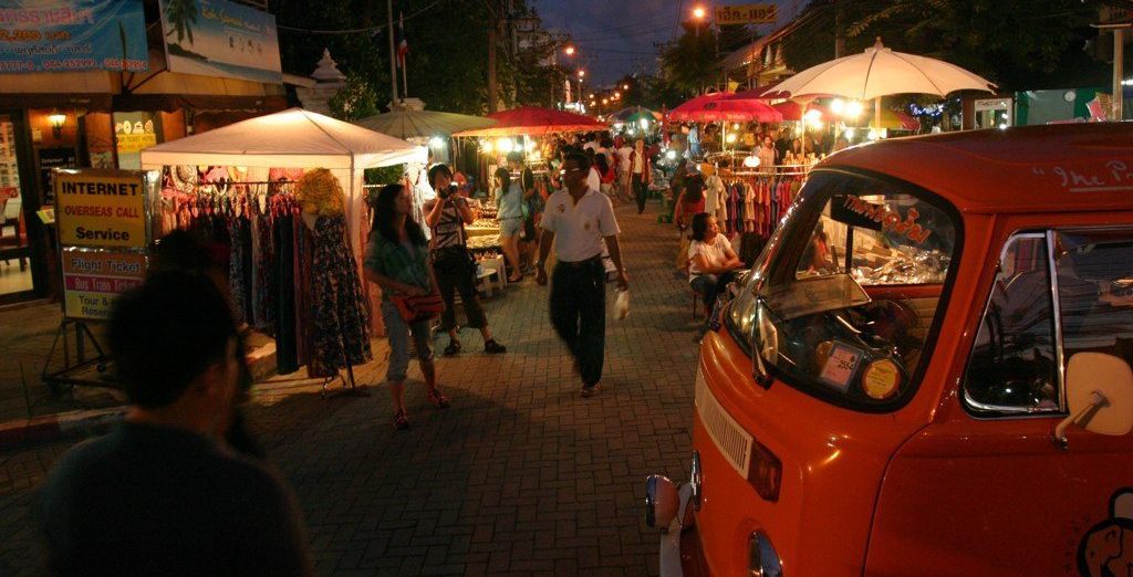 Chiang Mai Sunday Walking Street