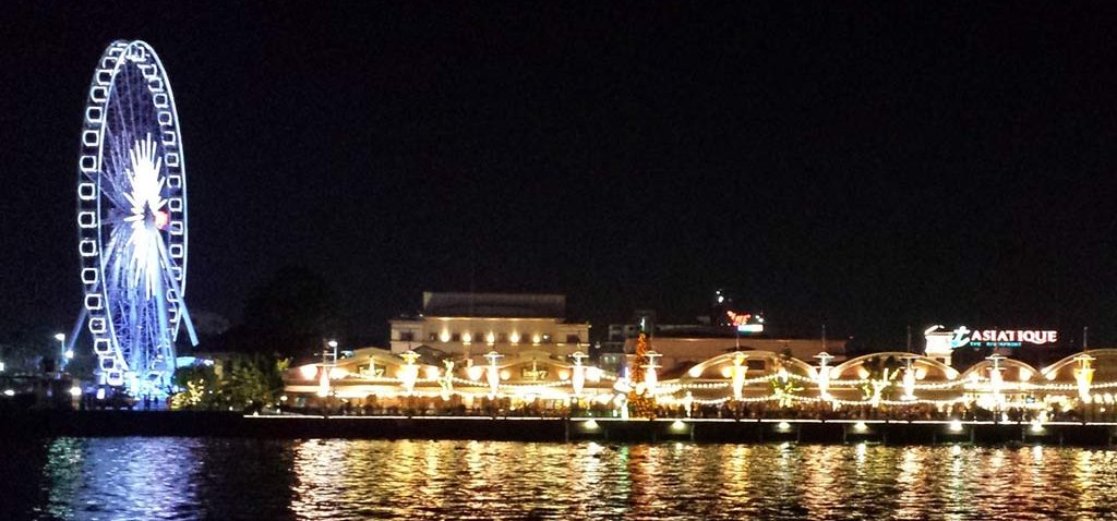 boat ride to asiatique night market