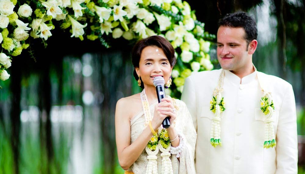 fresh flowers wedding thailand